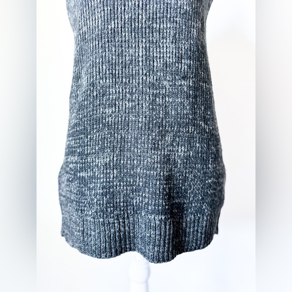 Cotton On Sleevelesss Turtleneck Sweater - Picture 6 of 9